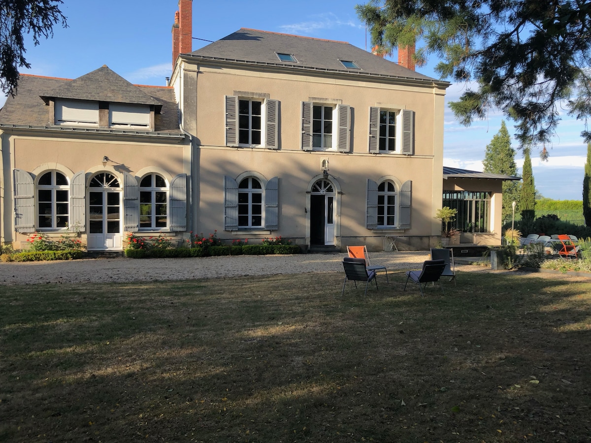 Maison familiale campagne, piscine, 6 chambres