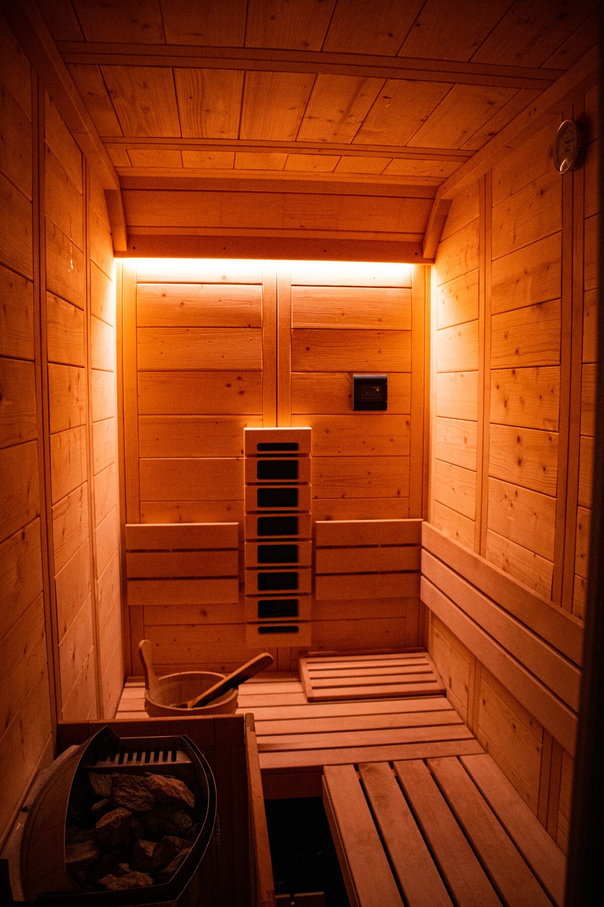Camera dubla cu jacuzzi si sauna