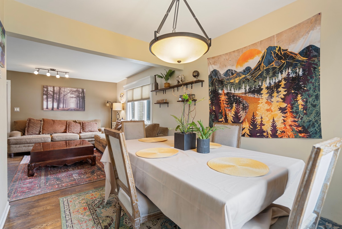 Charming & Cozy Centrally Located Birmingham condo