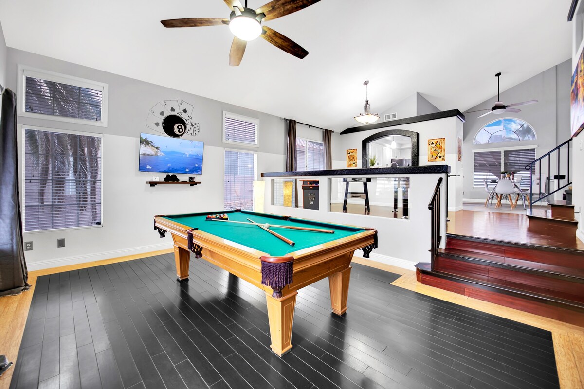 Vegas-Themed | Jetted Spa-Pool Table-Near Strip!