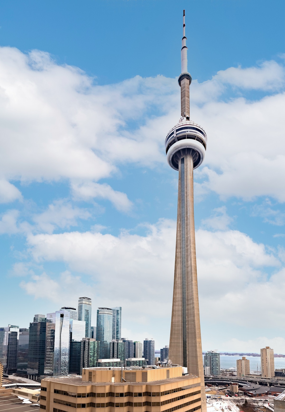 CN Tower View! Heart of Downtown