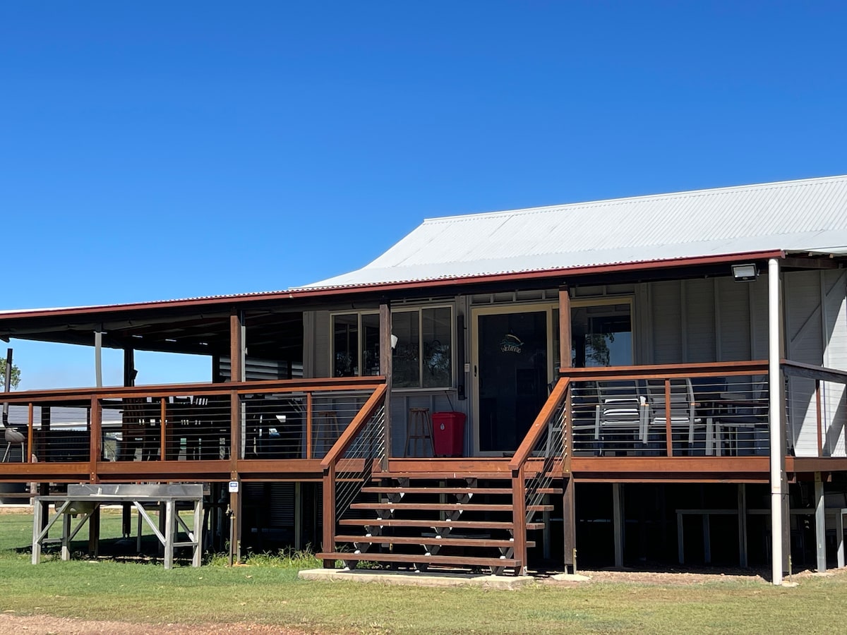 Ferry Road River House Baffle Creek