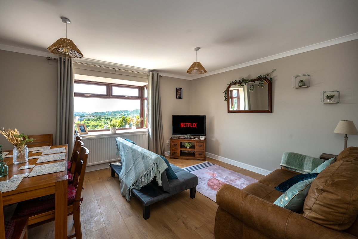 Charming 2-Bed Home in Neath