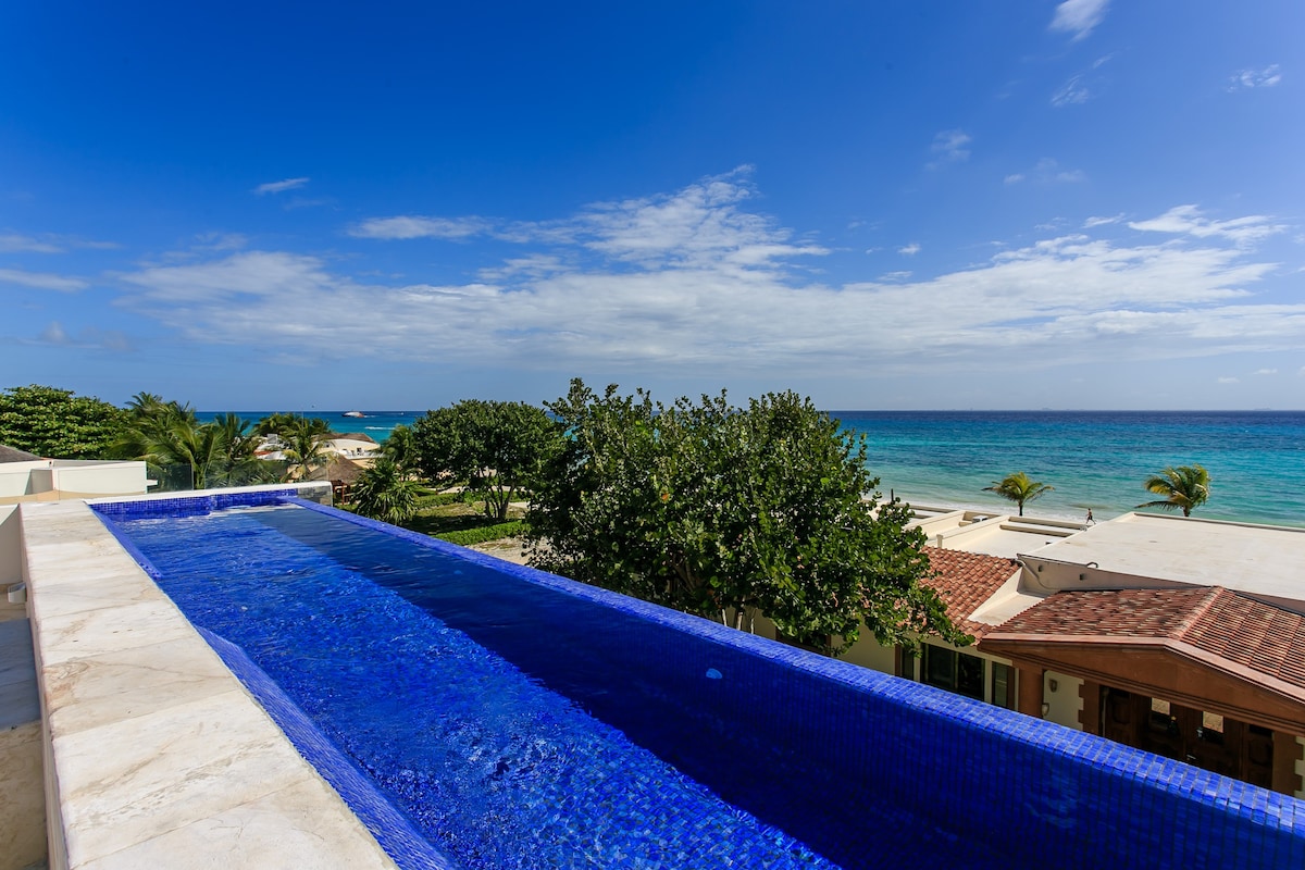 6 Bedroom Beachside Villa, Oceanview, Sleeps 16