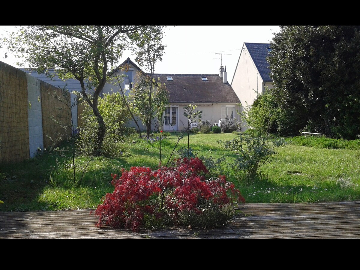 Maison au calme avec jardin clos