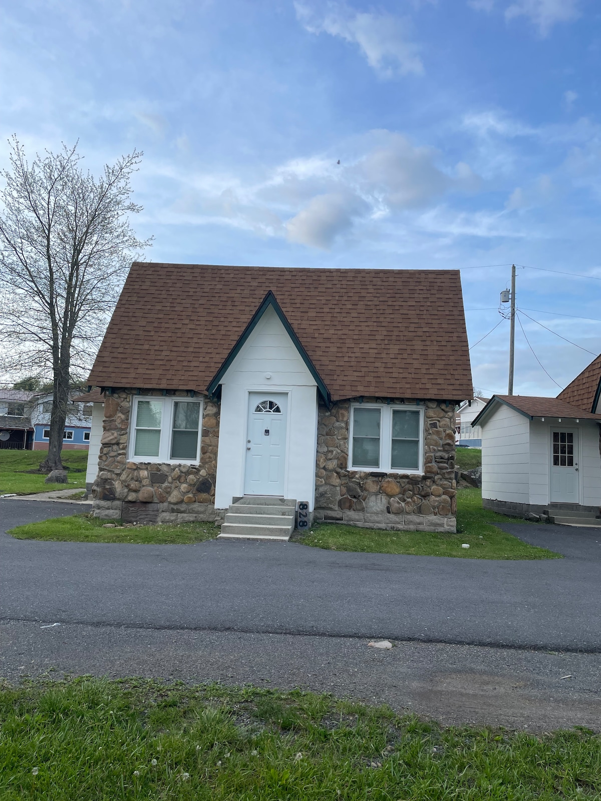 Stowe Cottage