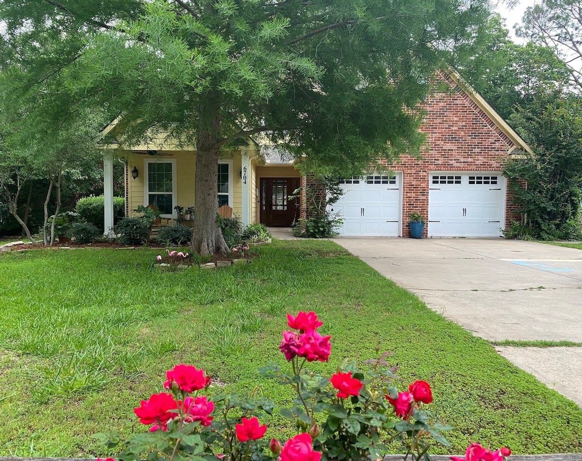 Grapevine Lake Retreat Cottage