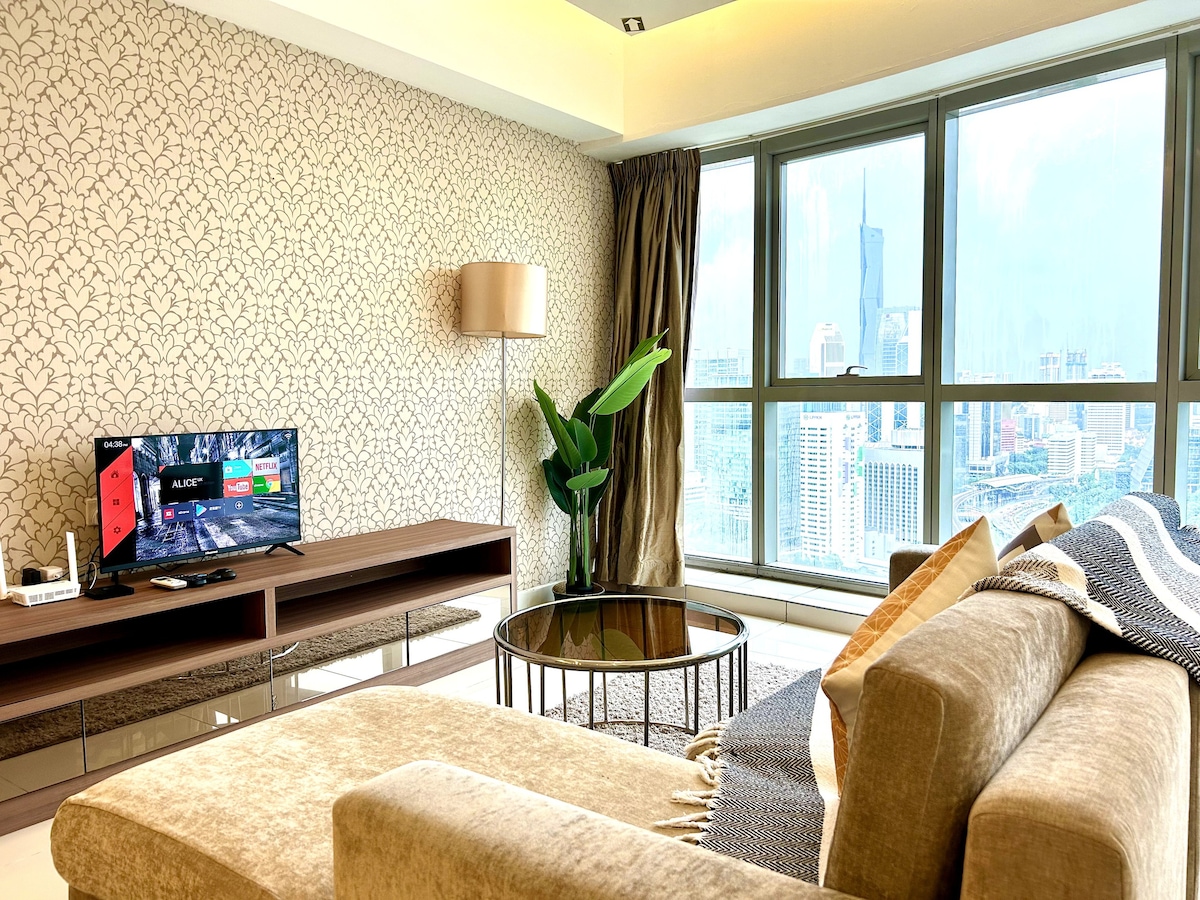 161 KL City Premium master room @ KLCC View pool