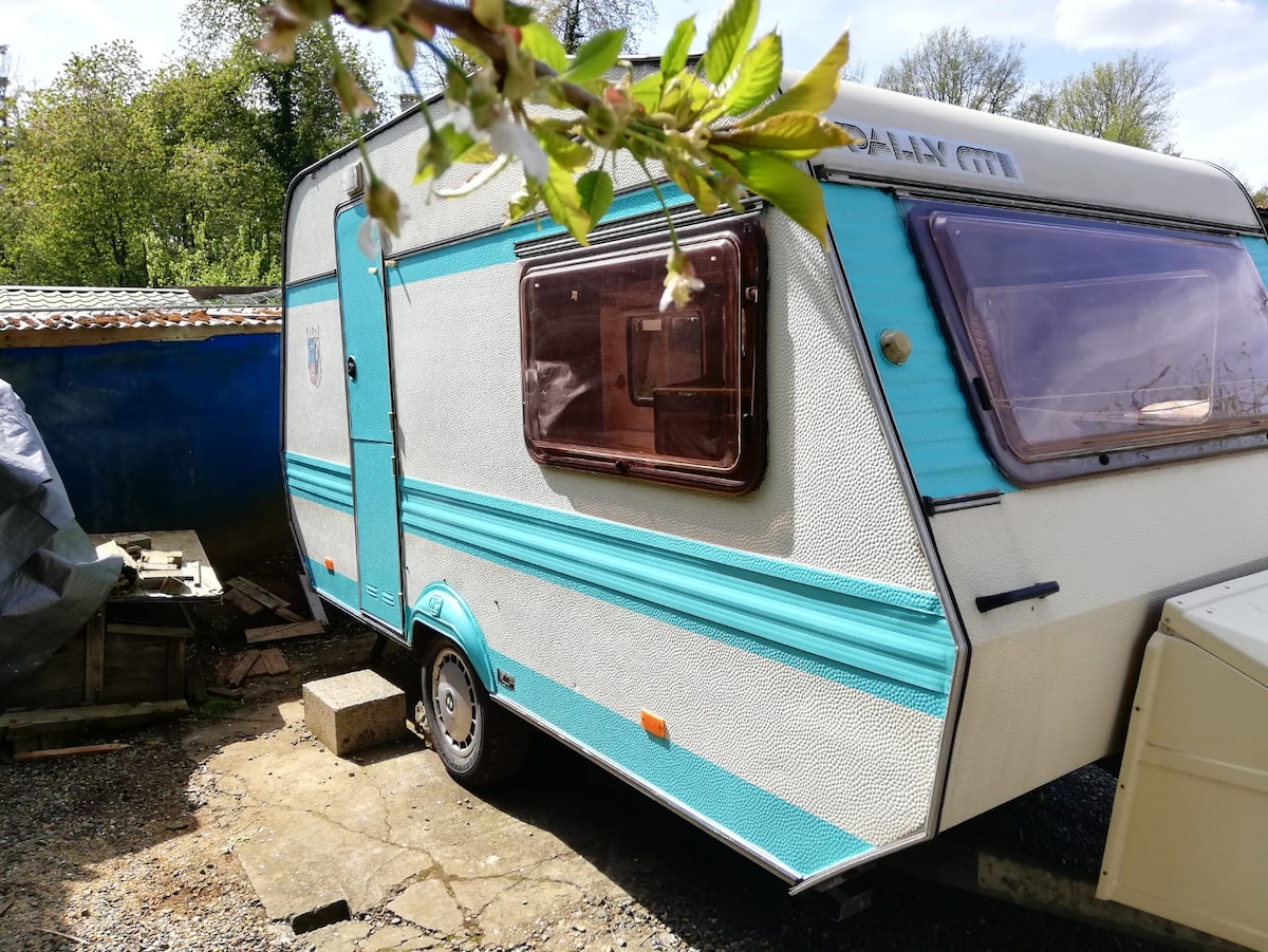 Verblijf in een retro-caravan.