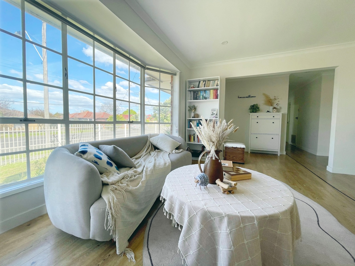 Charming House in keysborough