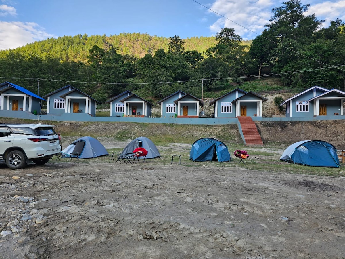 Dirang Valley Camp