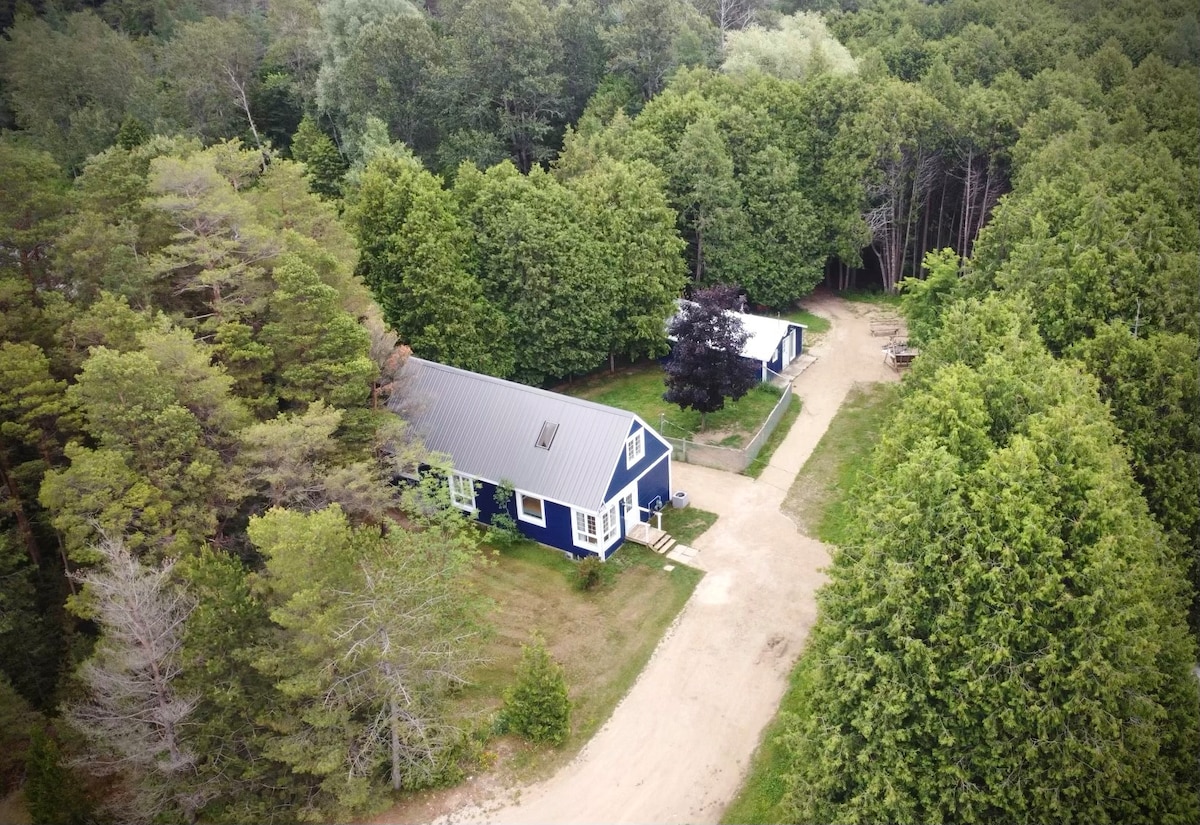 Cottage Retreat on 11 Acres