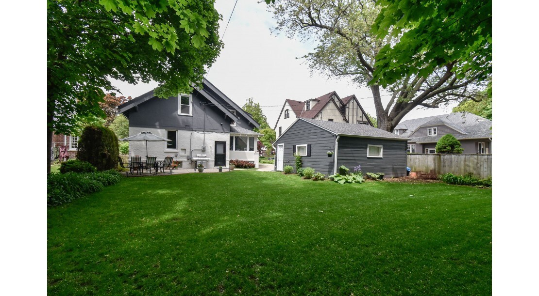 RNC-Spacious Shorewood Home Minutes from Downtown