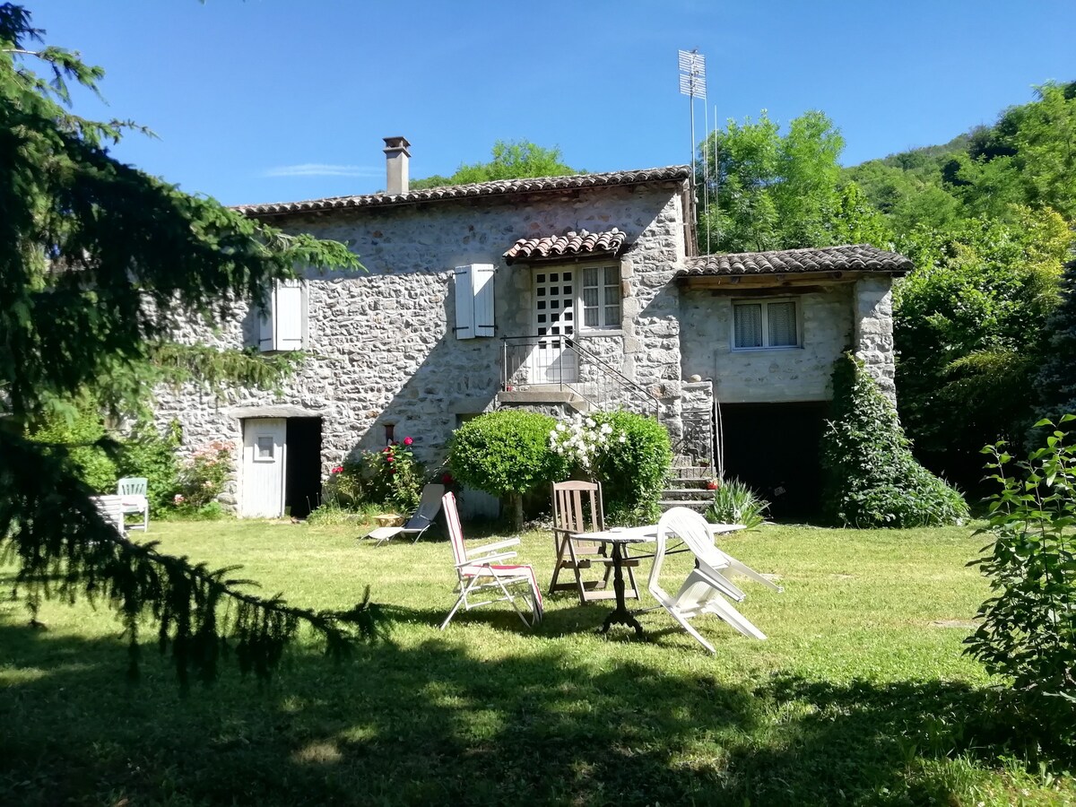 Ardèche : Maison de famille