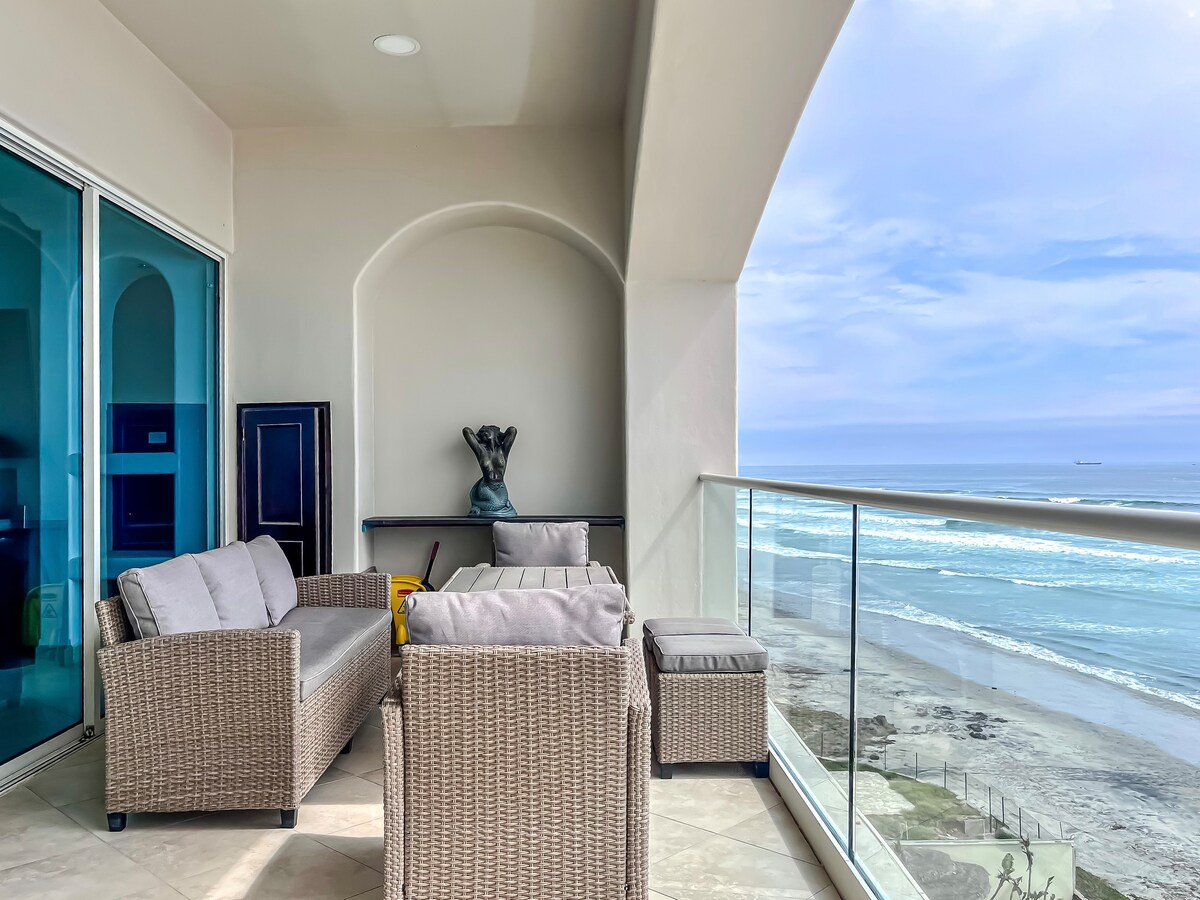 Beachfront Paradise MarYSol Condo/3BR/Rosarito