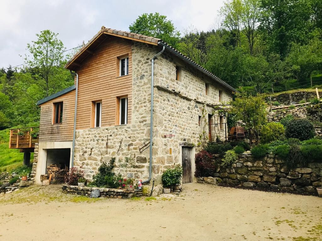 Gîte La Bergerie Du Doux Ardèche verte Rochepaule