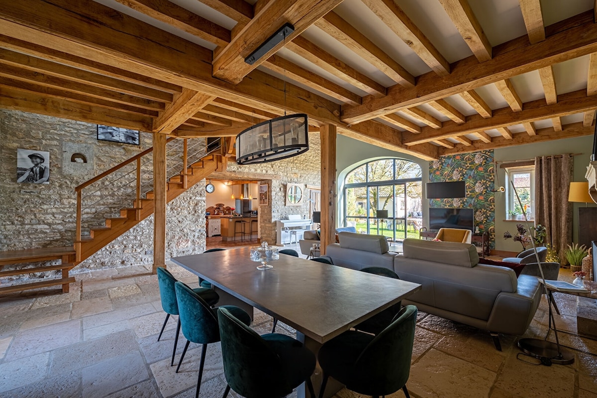 Charming house in Burgundy, “Les Coquelicots”