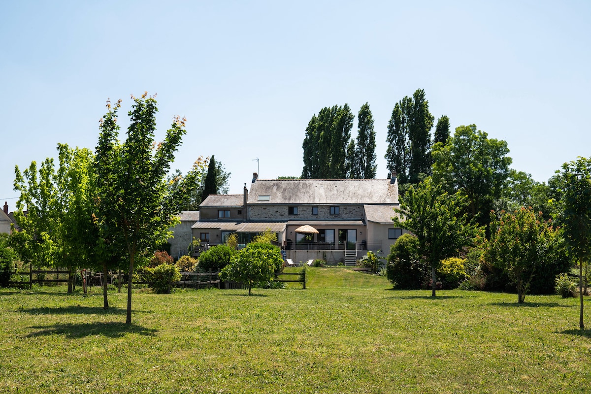 Maison de L'Île - Authentic & Green Haven