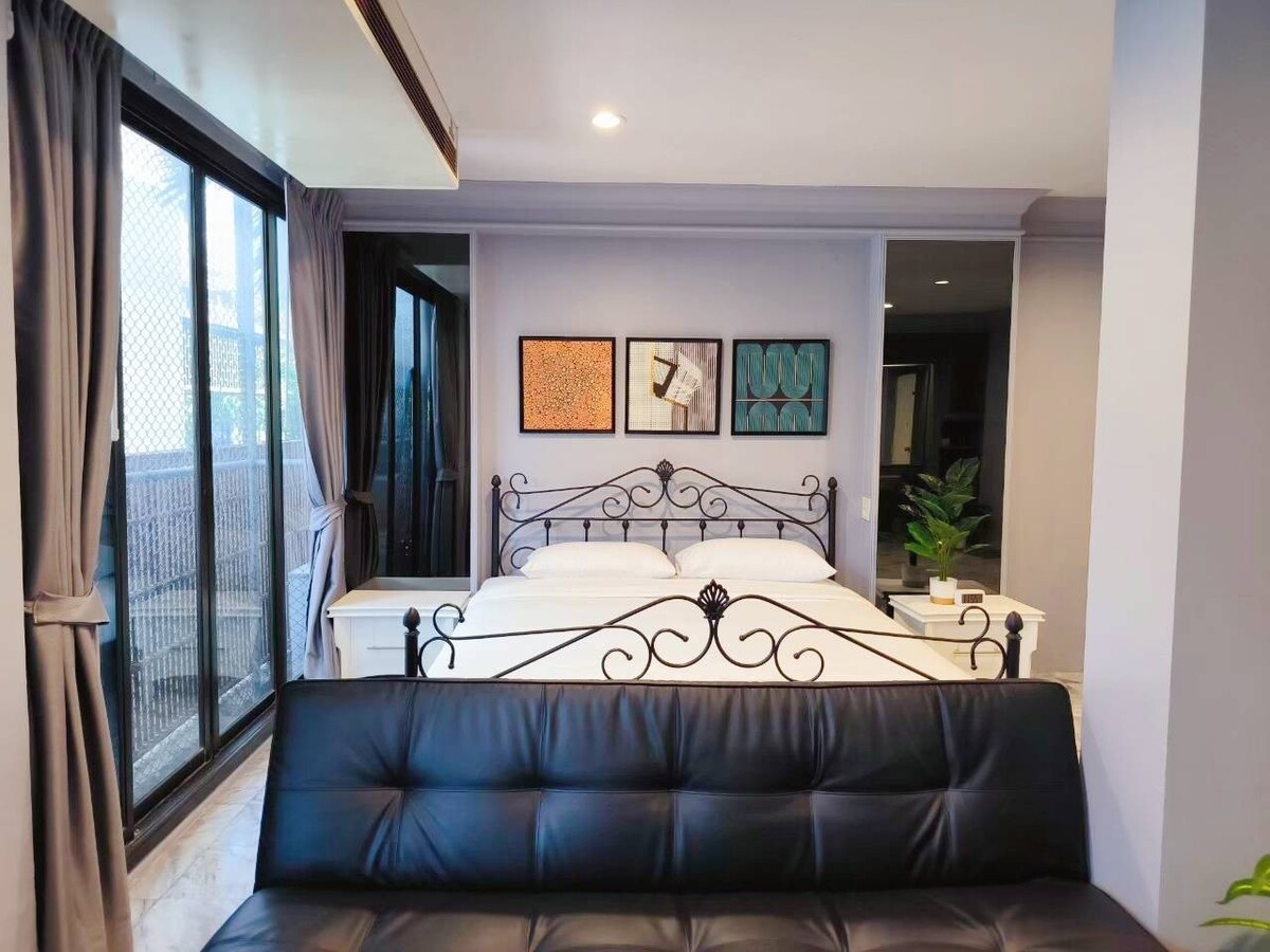 1BR 240m to BTS Saint Louis (Silom-Sathorn) Wi-Fi