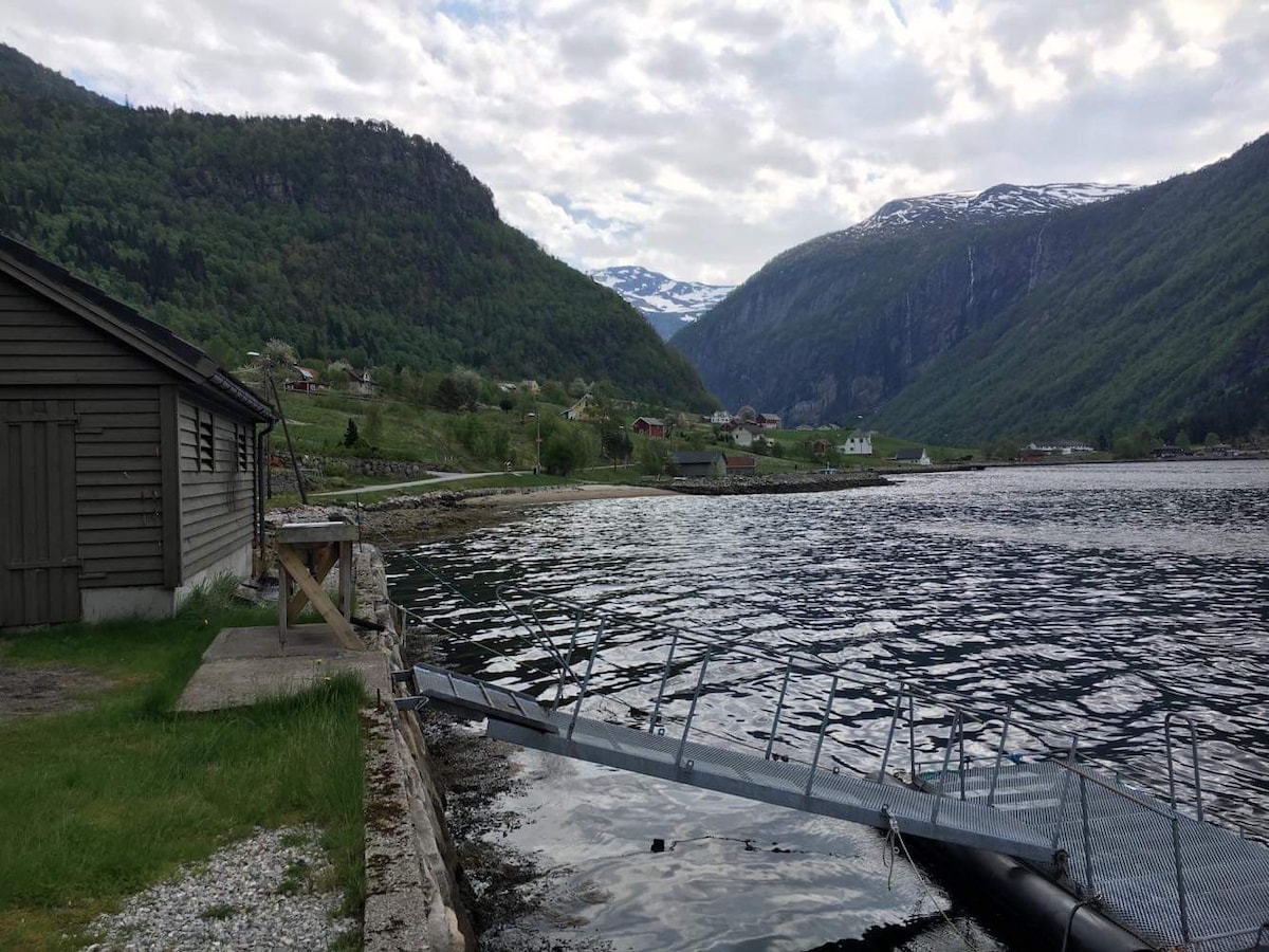 Sognefjorden独立海岸线的房源