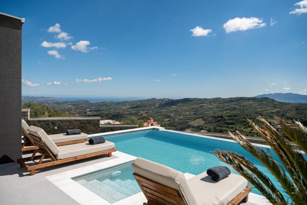 Villa Amavi - Private heated pool