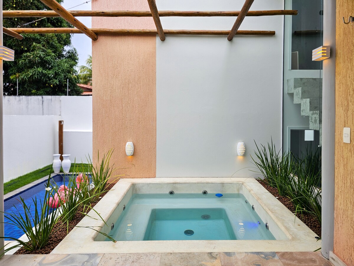 Casa de luxo com jacuzzi e piscina napraia de Pipa