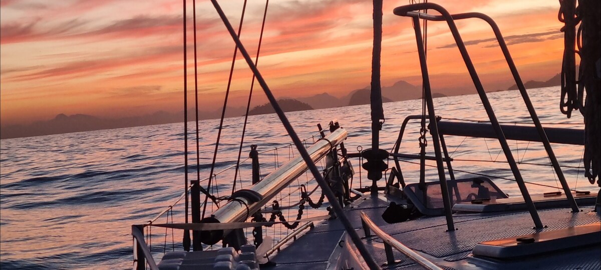 "2 Hour Sail Yacht Tour in Rio de Janeiro 25 €"