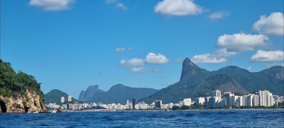 "2 Hour Sail Yacht Tour in Rio de Janeiro 25 €"