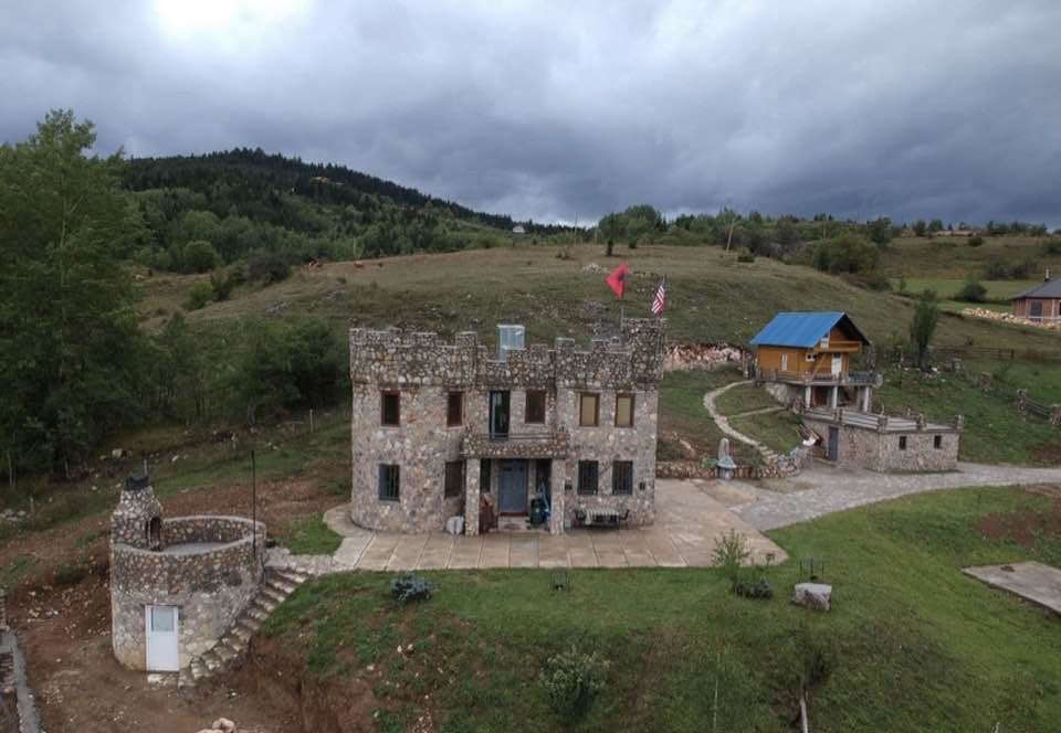 Fortress&Chalet - Dukaj, Rugova