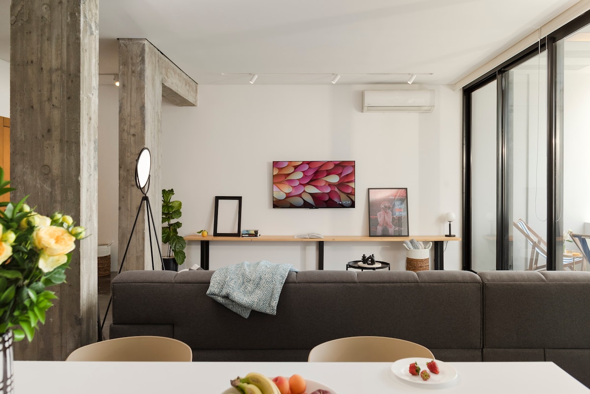 Mar Mikhael Loft