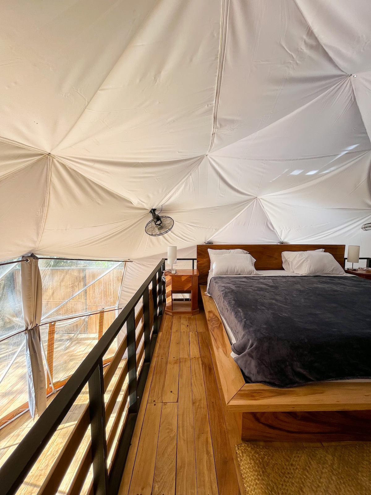 King bed Dome Close to Beach