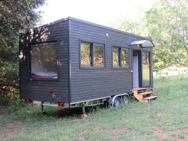 Tiny house en bordure de forêt