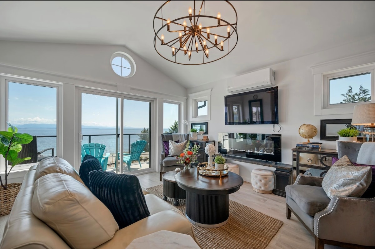 The PoiNT CoLLeCTiVe BeaCH HouZZ