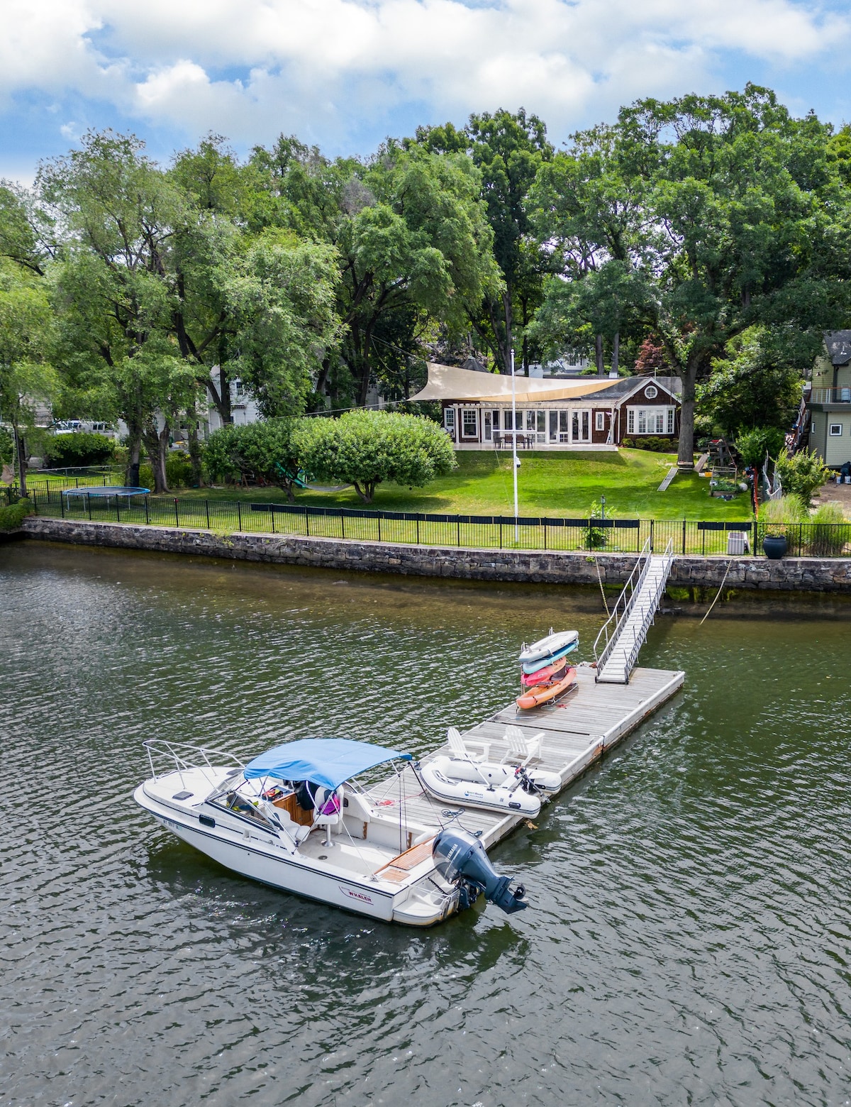 Gorgeous Waterfront Home w/ Boat