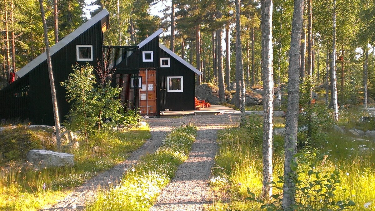 A unique accommodation in scenic Swedish Långvind