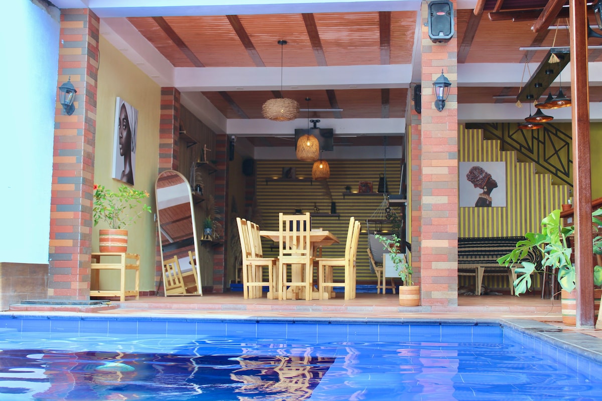 Spacious house with pool and jacuzzi Santa Marta#2