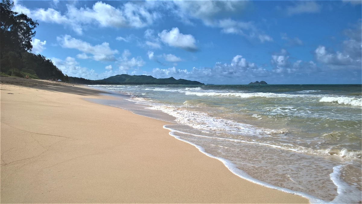 3500sf steps to Waimanalo Beach