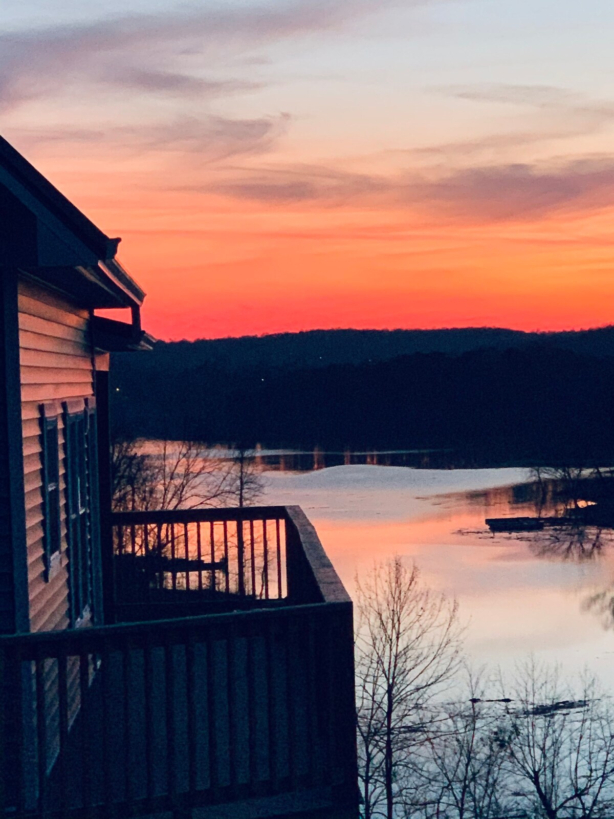 Lakeside Luxury on Nolin Lake