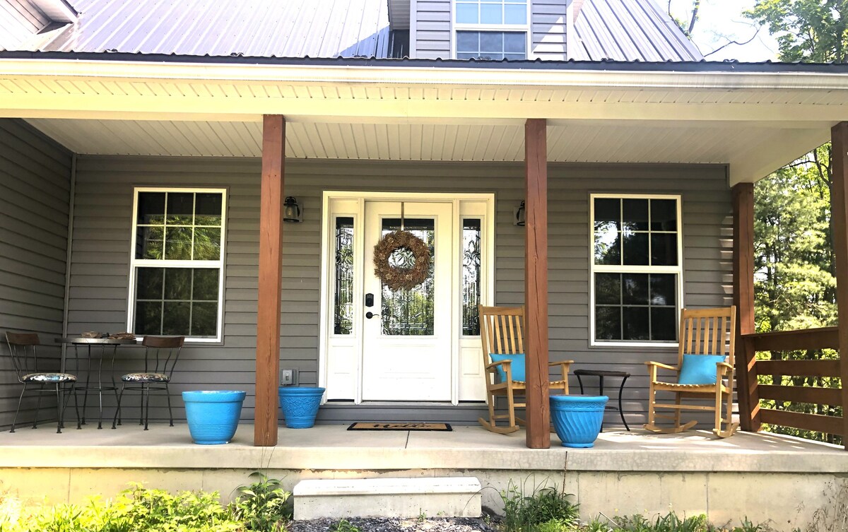 Tranquil house at Raystown Lake