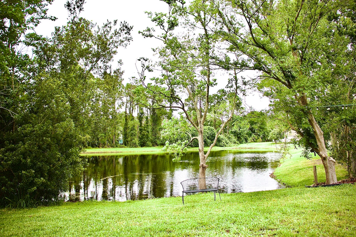 Casa de Vera House by the Pond