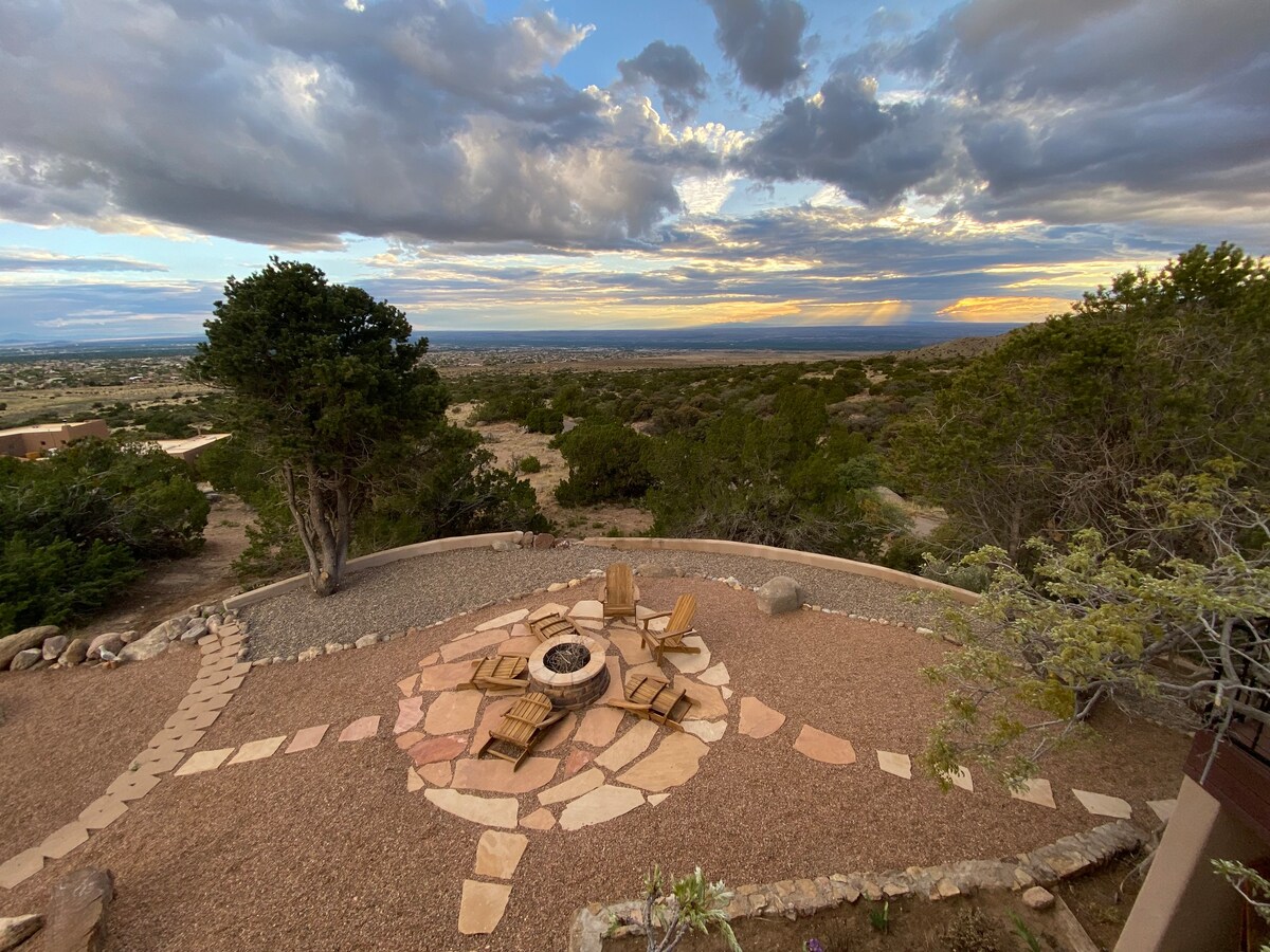 Sandia Heights Hideaway