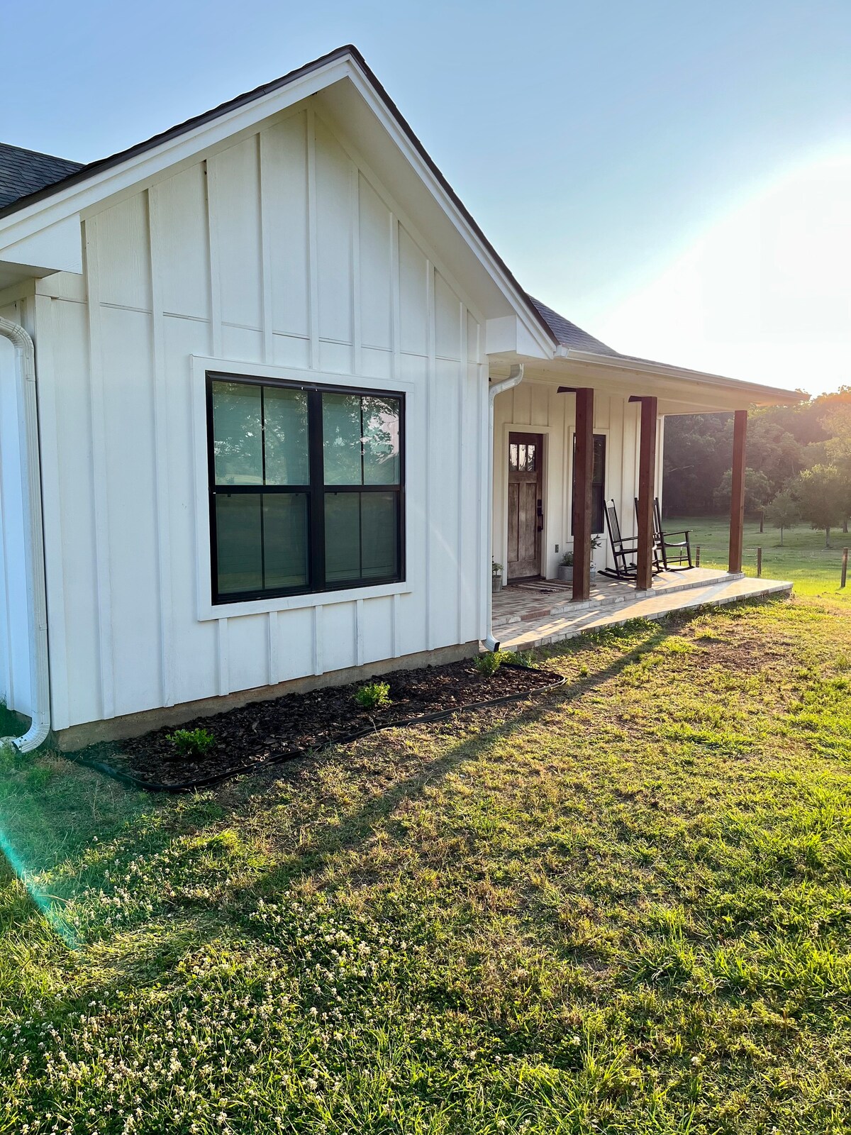 Scenic Farmhouse