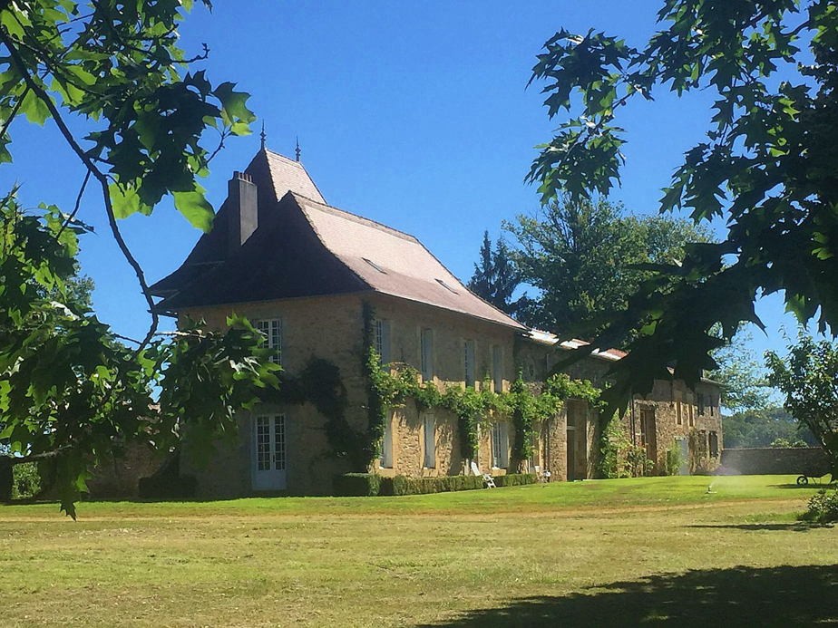 佩里戈德（ Périgord ）的豪宅，配备游泳池和热水浴缸