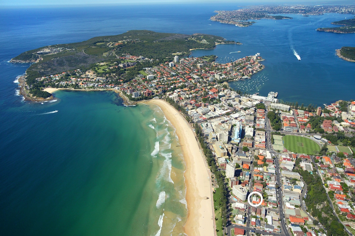 Ultimate Luxury Just 100 Steps from Manly Beach