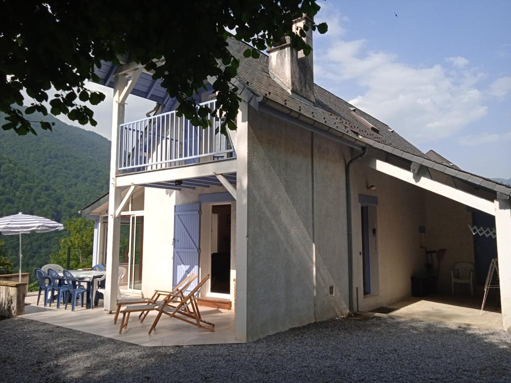 Maison Binlunga au calme, vue montagne.