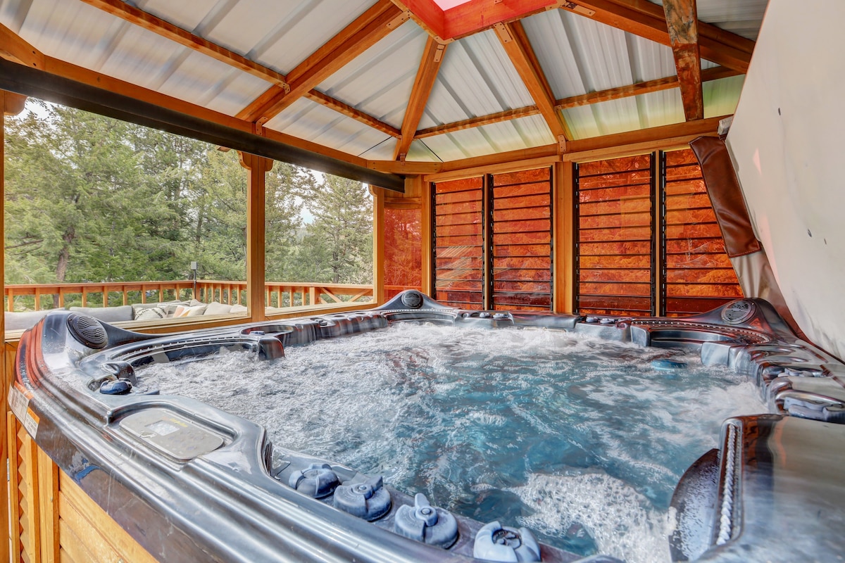 Mountain Retreat| Hot Tub | Huge Deck | Views |BBQ