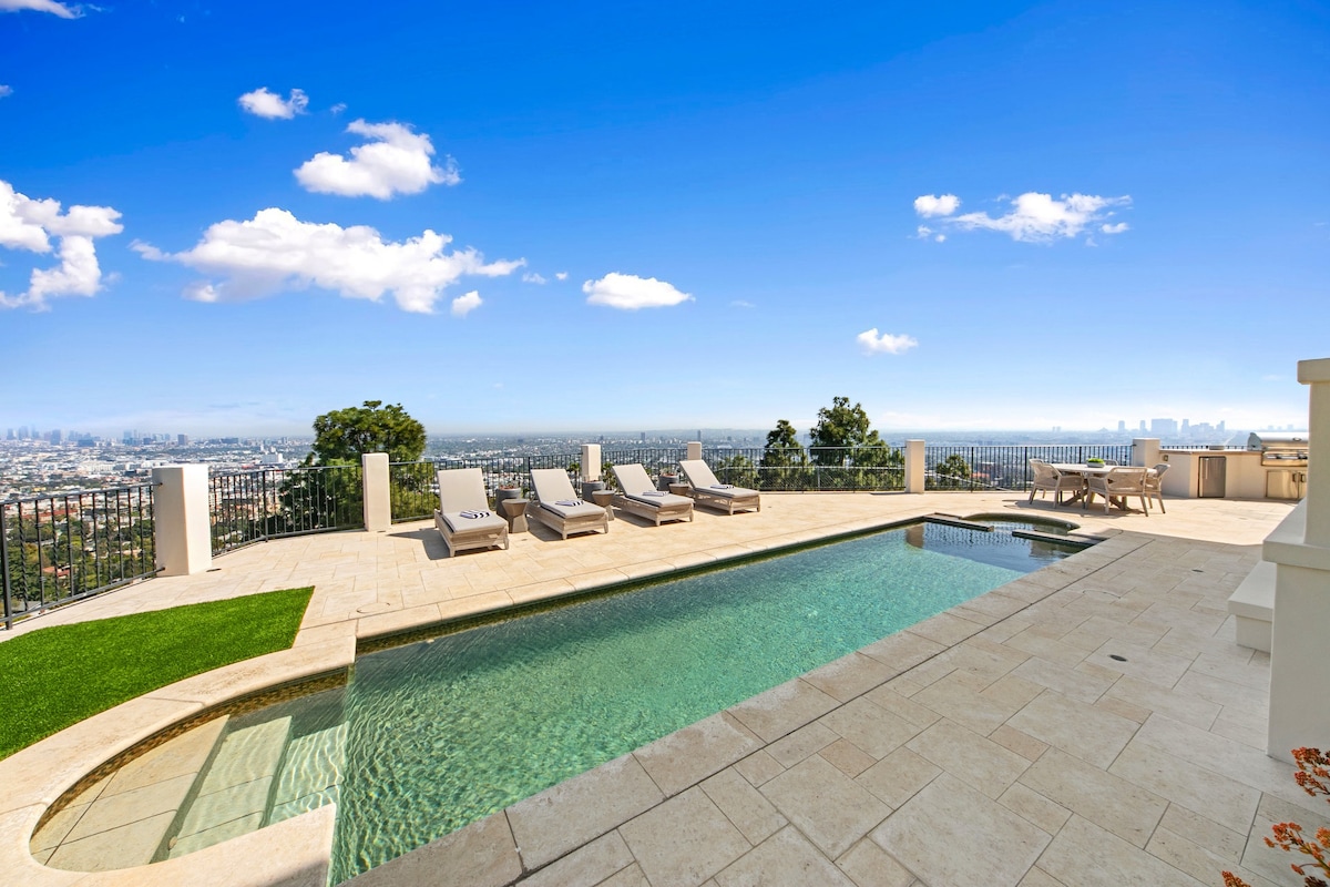 Hollywood Hills Luxury Estate w/ Pool & Views!