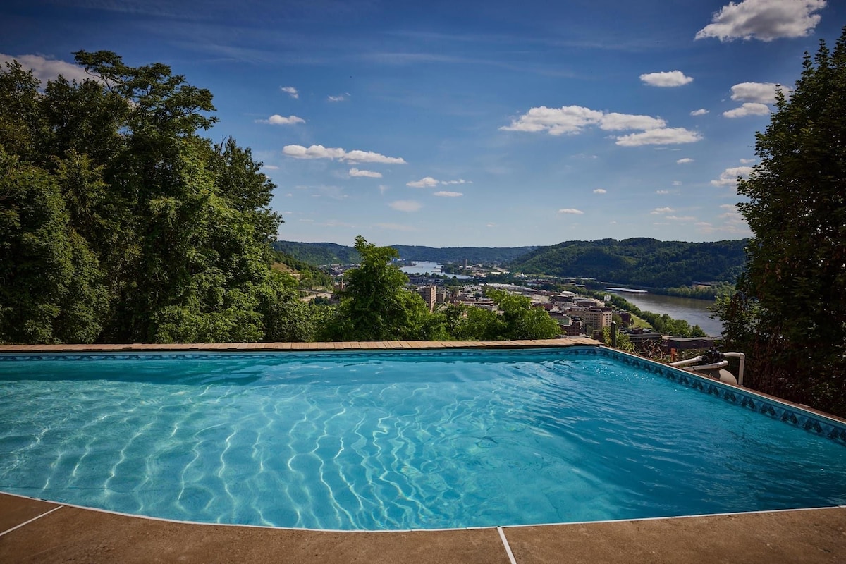 Luxury Home w/Pool+Stunning View