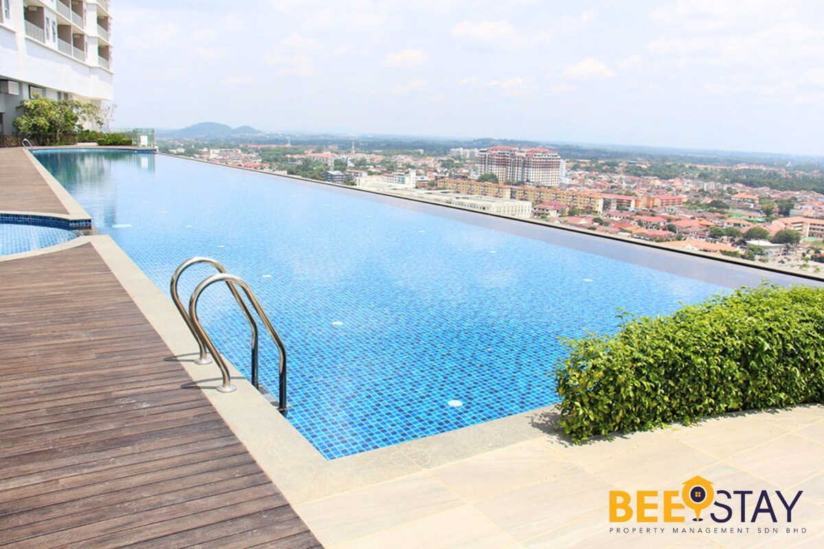 Melaka | SilverScape with Bathtub [4 Pax]