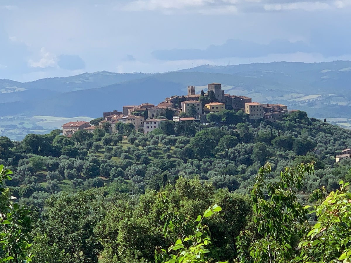 INN Piazza in Montemerano, at the heart of Maremma